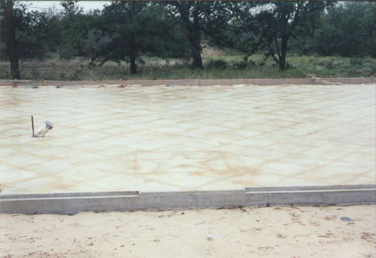 11-10-00.jpg (740x507; 32 KBytes)