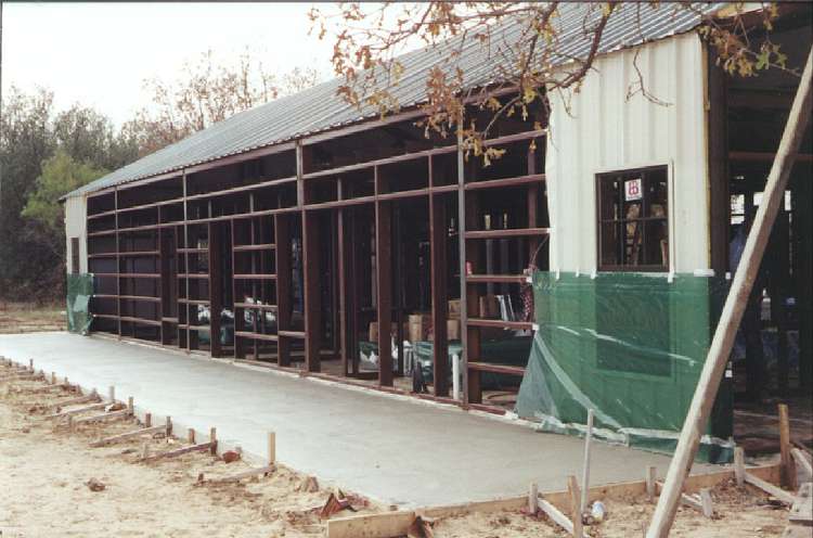 11-31-00a.jpg (750x496; 49 KBytes)