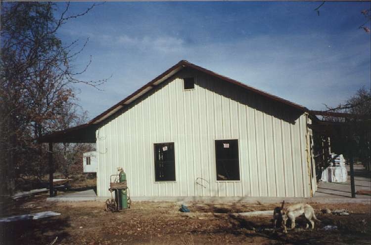 12-08-00.jpg (750x496; 39 KBytes)